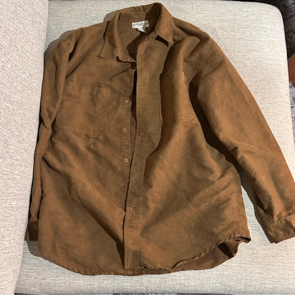 Knightsbridge I brown button up